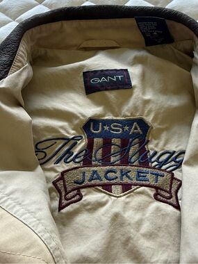 Vintage Gant USA "The Slugger" Barn Jacket Rare Crest - Size Large